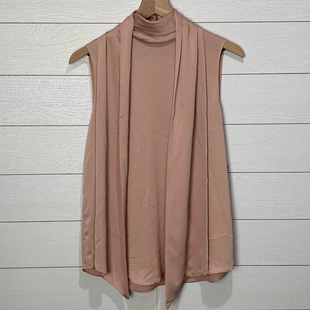 NWT Vince Camuto Blush Top XS